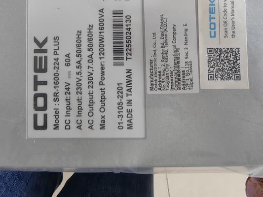 عاكس التيار المتردد كوتيك SR 1600-224 بالإضافة إلى 24Vdc في وضع 230Vac الخروج 1600VA عاكس رف