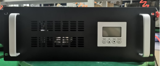صناعة مخصصة 19 بوصة 4RU رف مثبتة 3kW DC إلى AC Inverter Module مصممة لتحويل 12V DC إلى 220V AC مع الأداء الممتاز