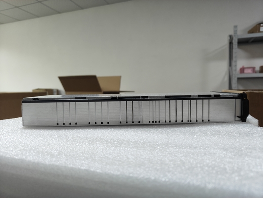 وحدة المصلحات ELTEK FLATPACK2 110 / 2000 HE WOR وحدة الكفاءة العالية ((رقم الجزء 241115.805)