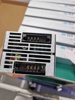 محولات CET CET UPS Sierra 25 - 48/230-277 3KVA 2.7KW لأحمال AC & DC من 2.7KW إلى 2MW T721D30201 T724D50010 T724D50000