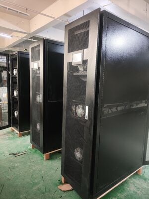 مكيف هواء دقيق في الصف L35 38.2KW سعة التبريد R410a المبرد