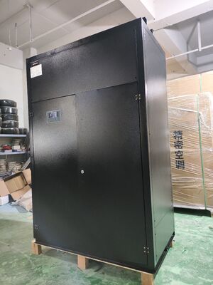 مركز البيانات مكيف هواء دقيق S41 45kW التبريد أعلى إمدادات العودة الخلفية الحرارة والرطوبة الثابتة