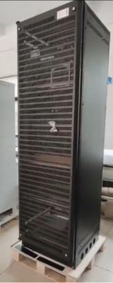 IP20 مصنوعة خصيصًا 1000A 2000A 3000A محطة توليد الطاقة الكبيرة 3 مرحلة 380Vac 48Vdc نظام طاقة الاتصالات الداخلية مع Flatpack2 48/3000HE وحدة خزانة FPC
